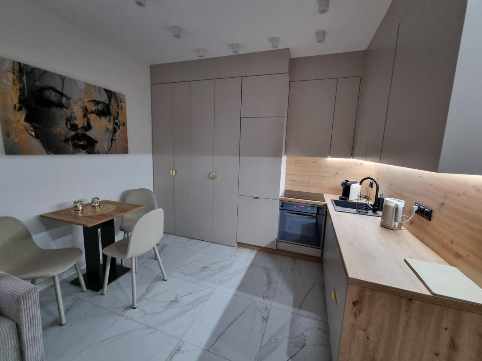 Apartment Jedlinka B *